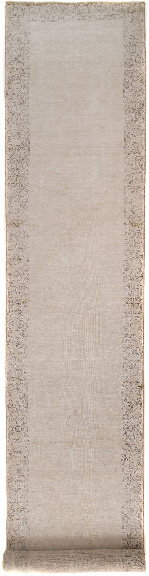 3' x 17' Traditional Whitewash Runner Rug