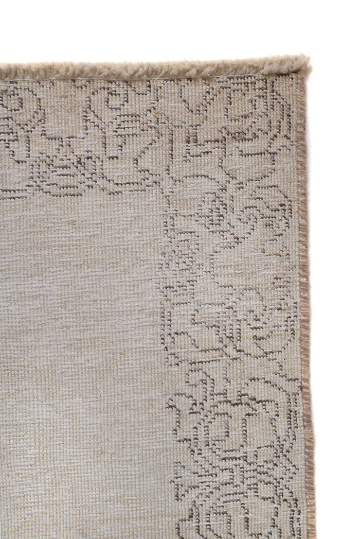 3' x 17' Traditional Whitewash Runner Rug