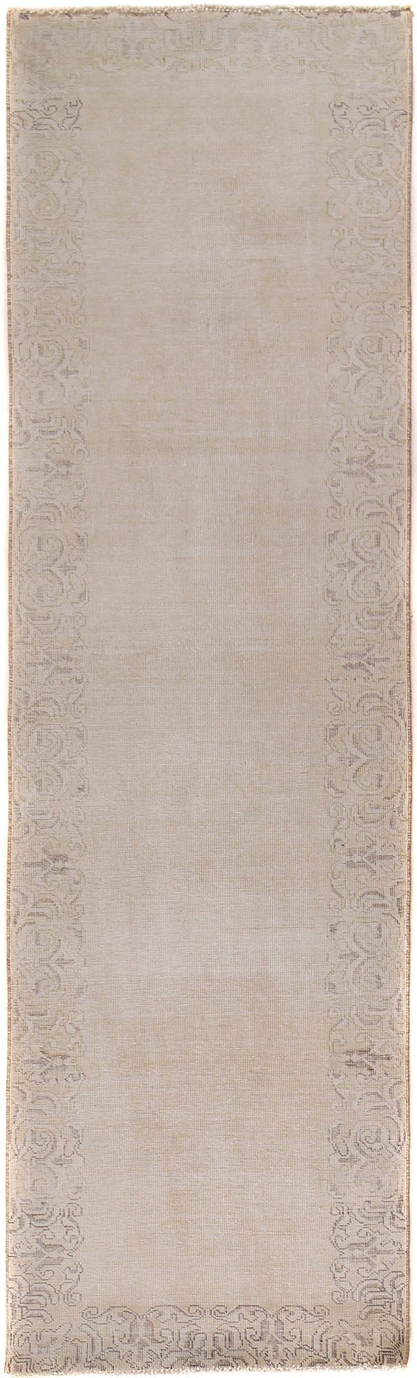 3' x 10' Traditional Whitewash Runner Rug