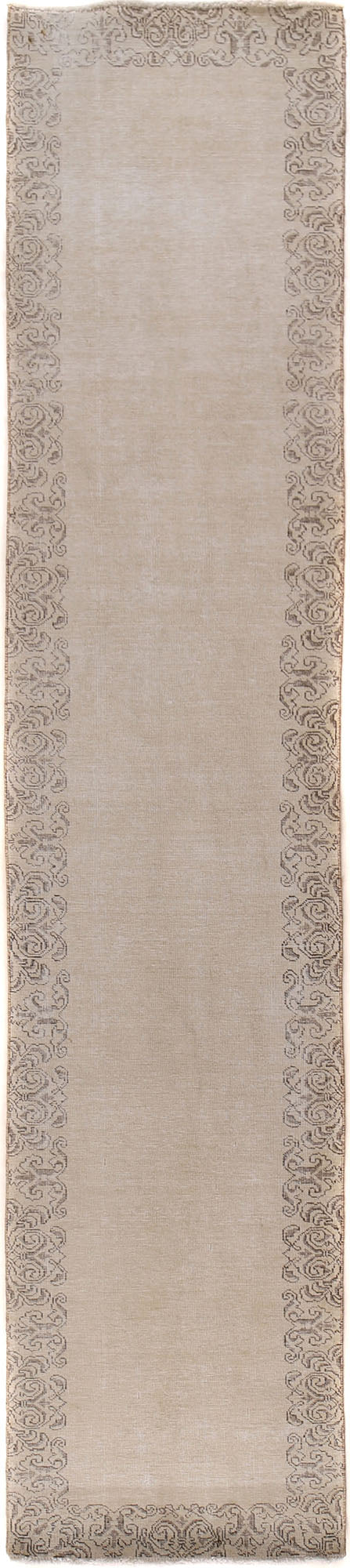 2' x 12' Traditional Whitewash Runner Rug