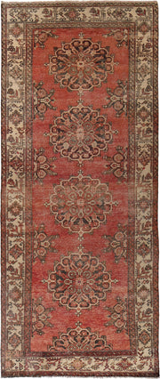 4' x 10' Traditional Sherazi Runner Rug