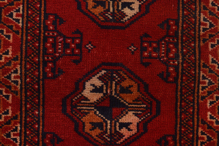 2' x 6' Traditional Sherazi Runner Rug