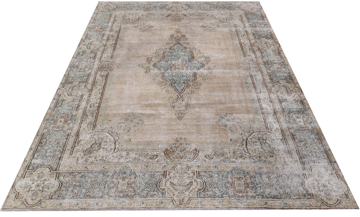 NEUTRAL TAUP VINTAGE PERSIAN RUG 8' x 11'  Distressed carpet