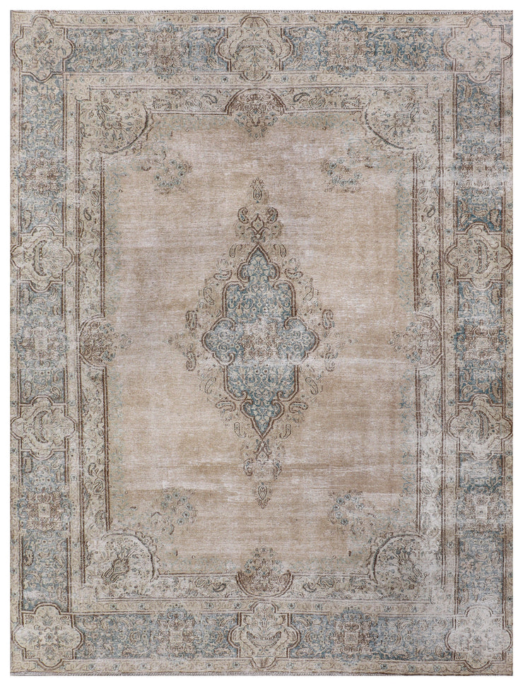 NEUTRAL TAUP VINTAGE PERSIAN RUG 8' x 11'  Distressed carpet