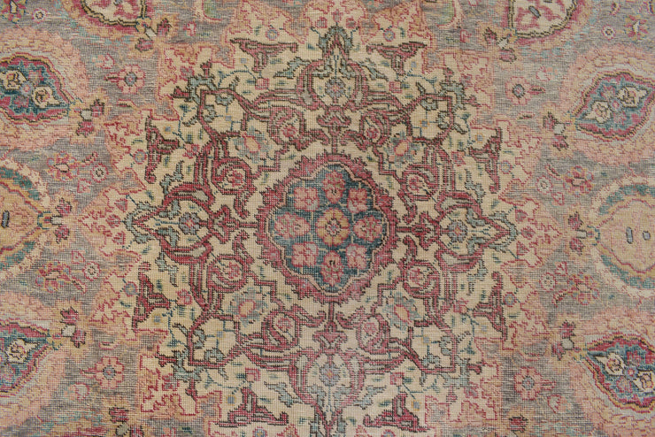 10' x 13' Tabriz Area Rug