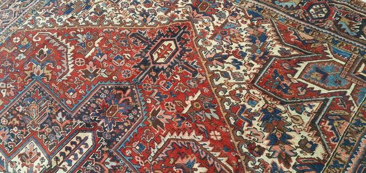 9' x 12' Red Persian Heriz Rug