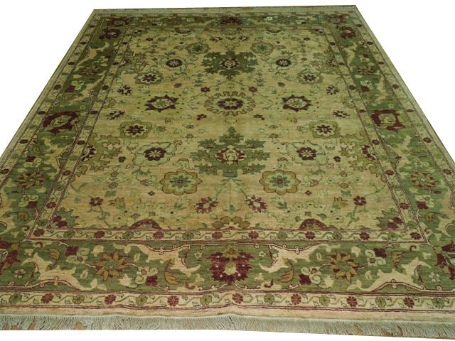 8' x 8' Greenish Ivory Veg Dye Rug