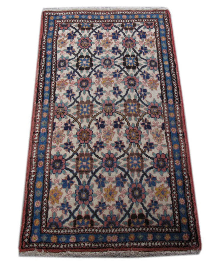 2' x 4' Ivory Persian Varamin Rug