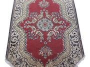 2' x 3' Red Persian Shahreza Rug