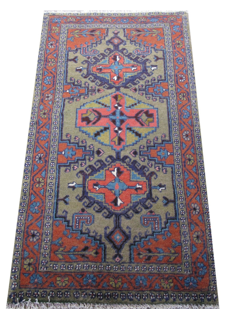 2' x 4' Khaki Brown Persian Vis Rug