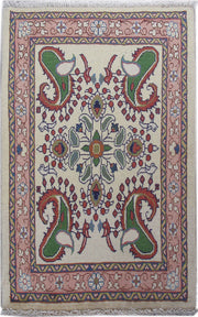 2' x 3' Ivory Persian Arak Rug